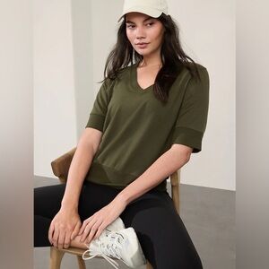 Like New - Athleta Step Forward Sweatshirt Tee - Size XS